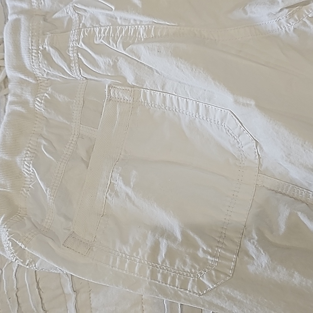 Capris - Picture 5 of 6
